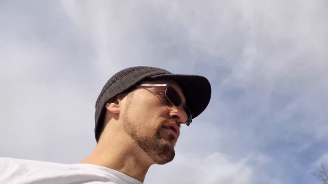 100 Button Challenge: Elf on the Shelf Version! + SAD DOGGY NEWS Update (FV Family 2021 Buddy) смотреть онлайн