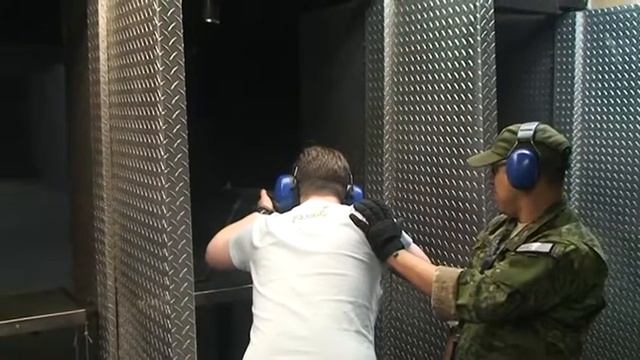Лас Вегас, стреляем из МП-40, Люгер, Кольт и др. смотреть онлайн