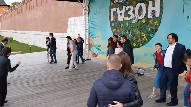 Опен Эйр на набережной в Туле. Линди хоп - Мастер класс смотреть онлайн