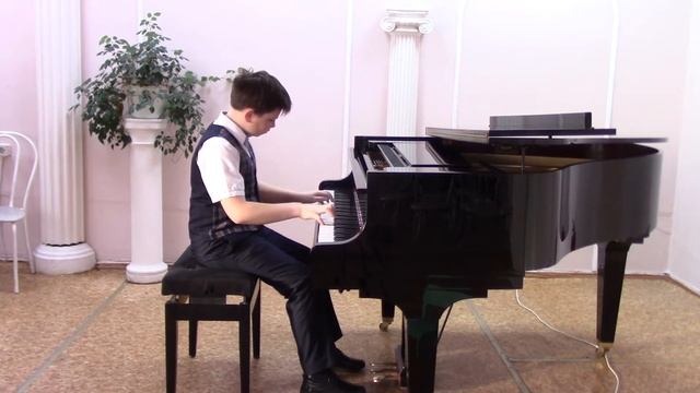 М.Шмитц "Микки Маус" исполняет Макаров Ярослав смотреть онлайн