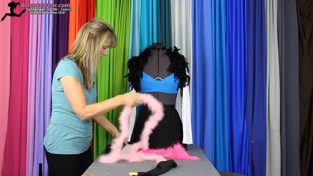 Adding a Boa to a Shrug or Gloves смотреть онлайн
