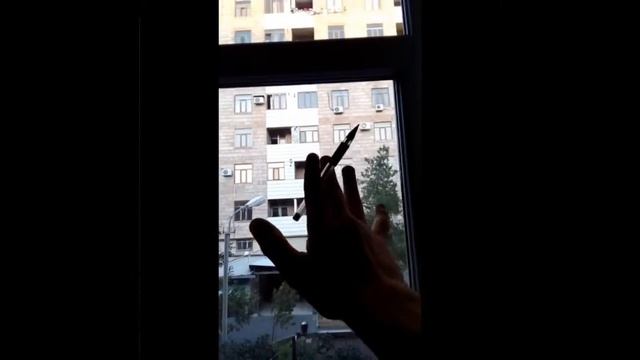 ФОКУС С ИСЧЕЗНОВЕНИЕМ РУЧКИ смотреть онлайн