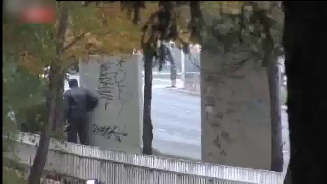 Нападение на посольства США в Сараево смотреть онлайн