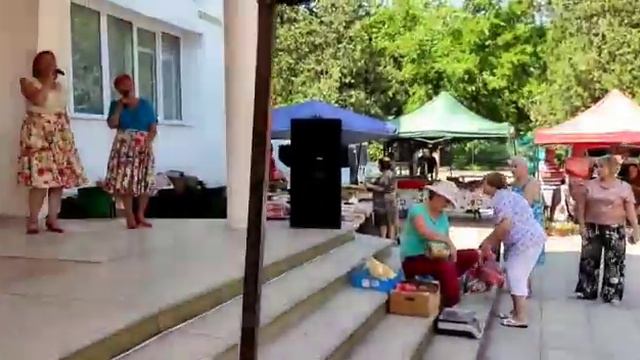 Вечерняя прогулка по Николаевке, Крым. Рыбалка: "Кто ты, чудовище?"🤣. Праздник по-поселковски. смотреть онлайн