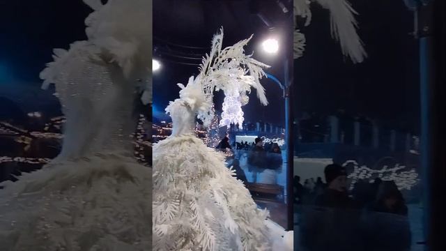 Phantasialand. Mystery castle. Ice rink. Таинственный замок. На льду. Платья снежной королевы. смотреть онлайн