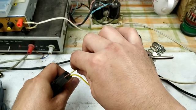 Супер-Способ подключения светодиода в сеть 220 вольт. смотреть онлайн