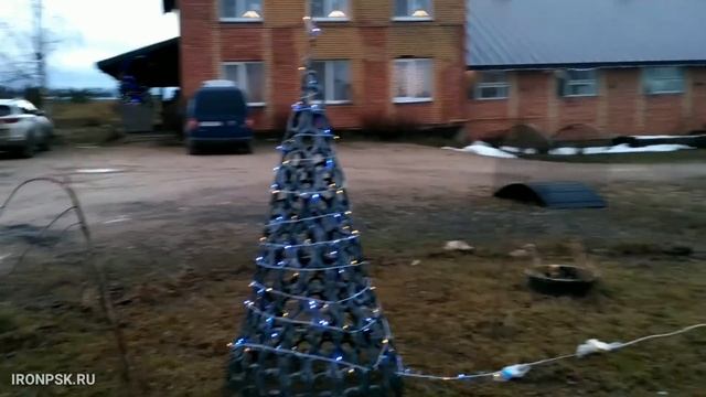 Ёлка из подков. С наступающим!!! Мастерская "Дом Кузнеца". смотреть онлайн