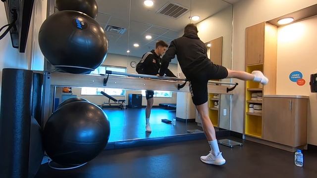 Away Game Match Routine & Highlights | A Day In The Life of a Professional Indoor Footballer смотреть онлайн