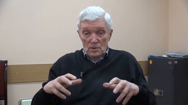 Александр Суриков вновь призвал к активному решению социальных и экономических проблем смотреть онлайн