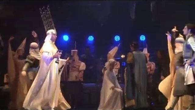 Фрагмент из фолк-рок мюзикла «Тристан и Изольда» Новосибирского музыкального театра смотреть онлайн