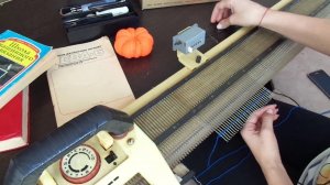 Вяжу на Вязальной машинке Нева-6