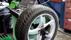 Как выкрутить обломанный ниппель (золотник) из вентиля колеса с датчиком давления.