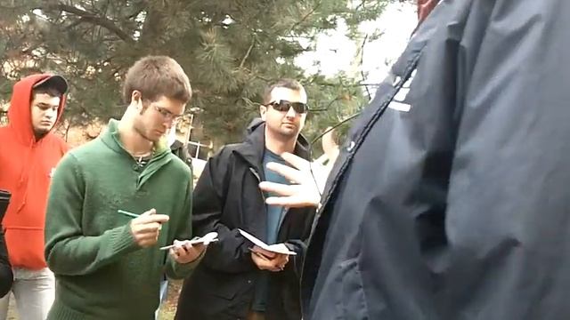 Pyrimidal English Oak (Quercus robur 'Fastigiata') смотреть онлайн