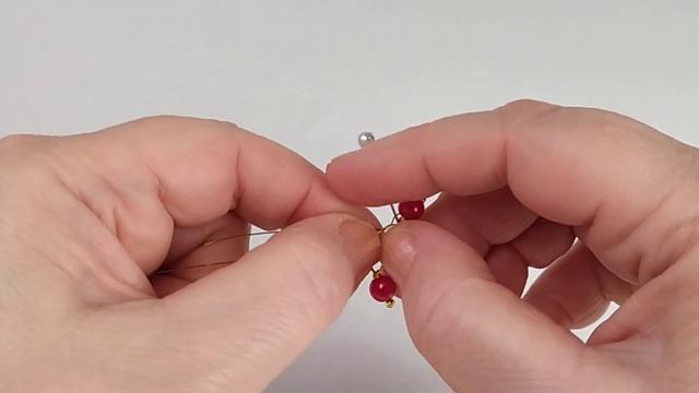 Работы из бисера.1часть. Декоративные веточки. Рябина из бисера и бусин. Мастер класс для начинающи смотреть онлайн