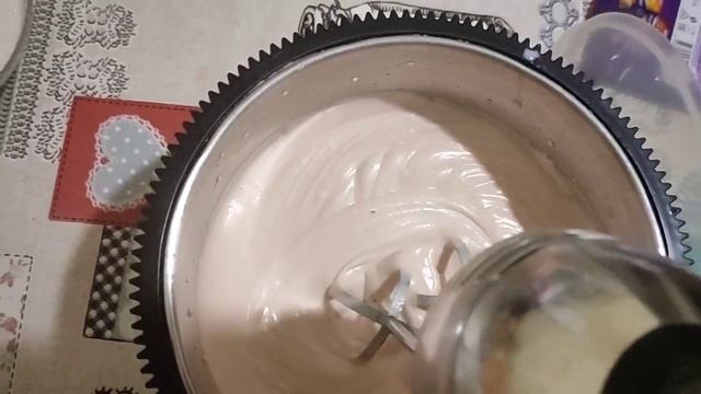 Как сделать мороженое из сухой смеси. смотреть онлайн