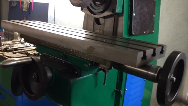 Настольный фрезерный станок НГФ-110 смотреть онлайн