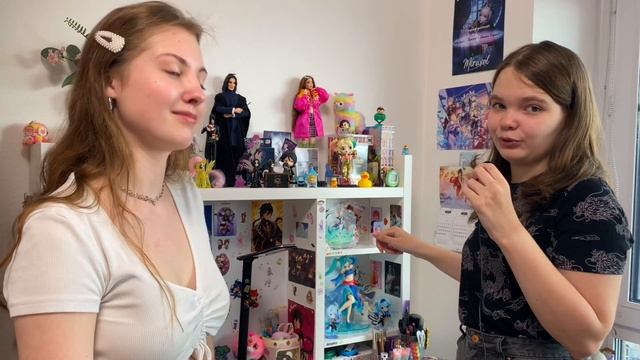 КОСПЛЕЙ КОМНАТА Насти teddy bear/ Обзор коллекции кукол, косплея, косметики и мерча смотреть онлайн