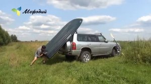 Погрузка лодки ОКА на багажник авто в одиночку и вдвоем.