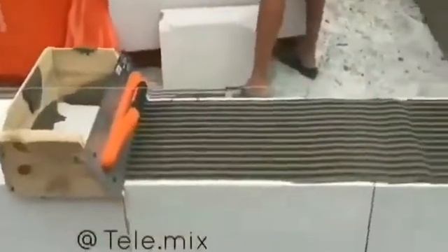 Приспособление для кладки блоков