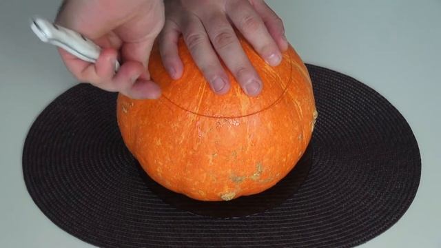 Пироги с шоколадным кремом и кокосом