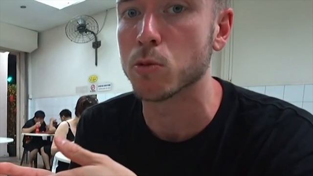 SHE PASSED OUT ON THE RIDE?! | SINGAPORE смотреть онлайн