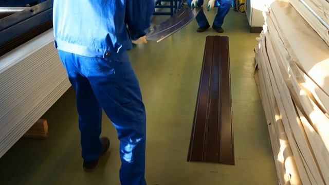 Производство софитов с перфорацией смотреть онлайн