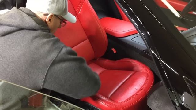 Gyeon Q2 Leather Coat!! 120 ml $12.99!! An Alternative To Professional Leather Coatings!! смотреть онлайн