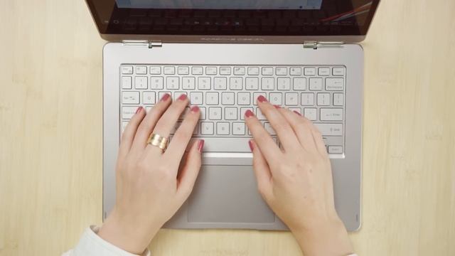 Porsche Made a LAPTOP?? – Book One Review смотреть онлайн