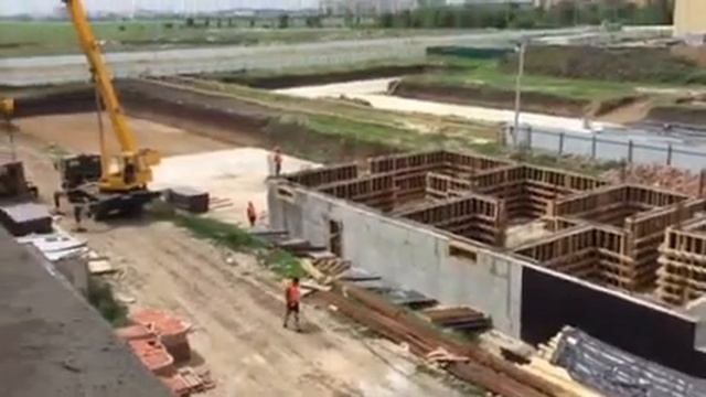 Заливка 1 под,езда цокольного этажа завершена смотреть онлайн