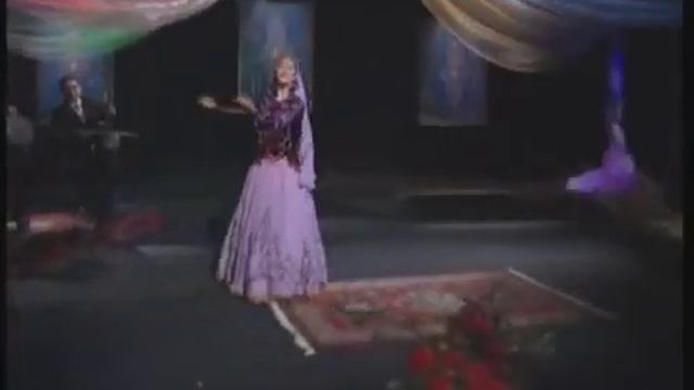 Azərbaycan rəqsi - Mirzəyi.avi смотреть онлайн