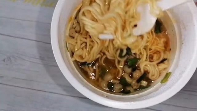 Лапша быстрого приготовления Tom Yam из Fix Price! Купила и попробовала смотреть онлайн