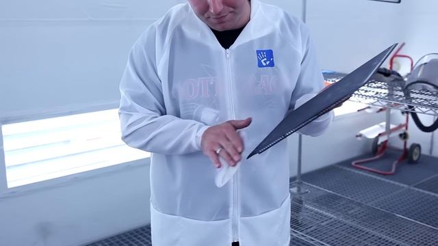 ColorWare Custom MacBook Pro смотреть онлайн