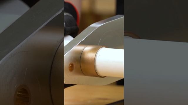 ПРОСТАЯ замена старых водопроводных труб! Очень просто с аппаратами сварки пластиковых труб Kolner! смотреть онлайн