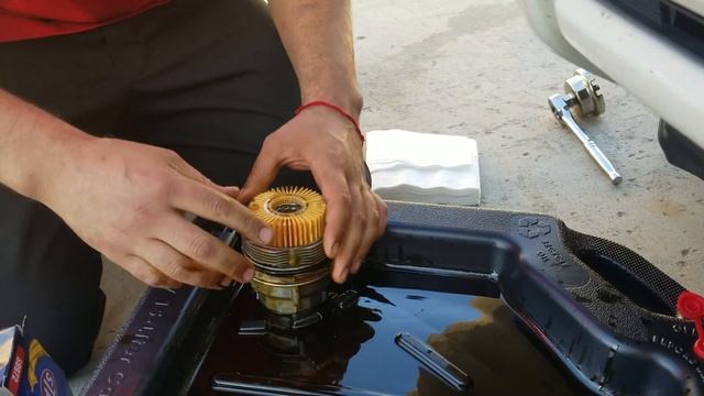 Scatter brain Saturday: oil change on 2010 toyota rav4 смотреть онлайн