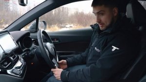 Обзор Toyota C-HR,  компактный праворукий кроссовер, или нет❓