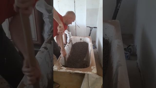 Поднимаем уровень пола, используя керамзит с пескобетоном... часть 1 смотреть онлайн