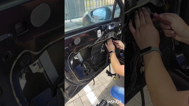 разбор двери Citroen C5x7