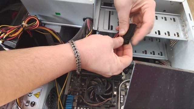 КАК ЗАМЕНИТЬ БЛОК ПИТАНИЯ НА КОМПЬЮТЕРЕ ПК УСТАНОВКА ПОДКЛЮЧЕНИЕ БЛОКА КАК ПОДКЛЮЧИТЬ ПРОВОДА смотреть онлайн