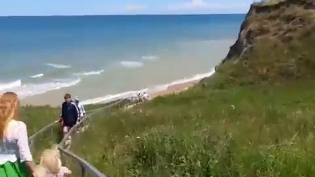 Азовское море около пос. За Родину смотреть онлайн