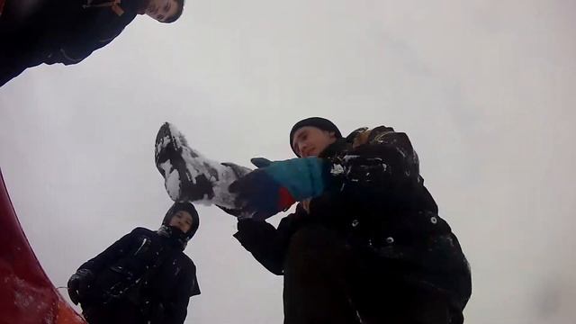 Вылетел на скорости 60 и не пострадал, выходные на даче... смотреть онлайн