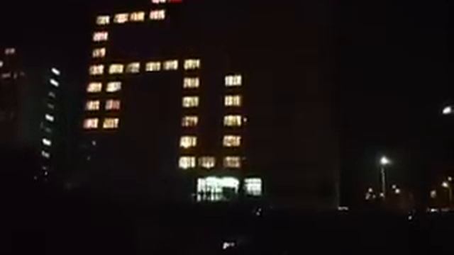 Студенты устроили в общежитии змейку, вот это прикол YouTube смотреть онлайн