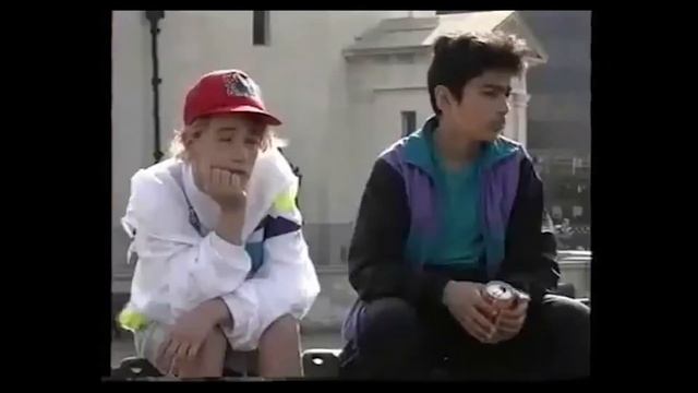 BRUM 90s CBBC Show - Review смотреть онлайн
