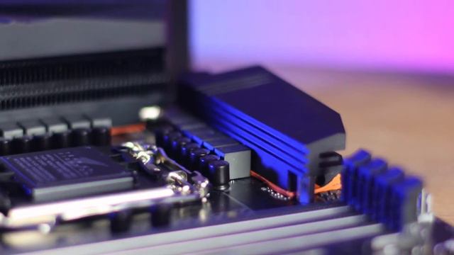 Gigabyte Z590 Aorus Pro AX #review y unboxing en español | GameIt ES смотреть онлайн