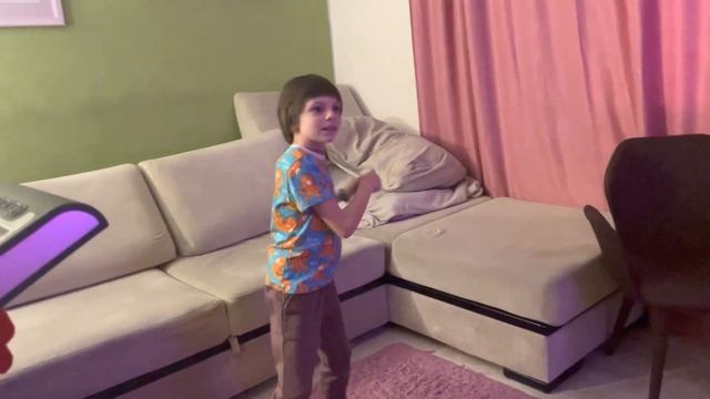 Just dance????? смотреть онлайн