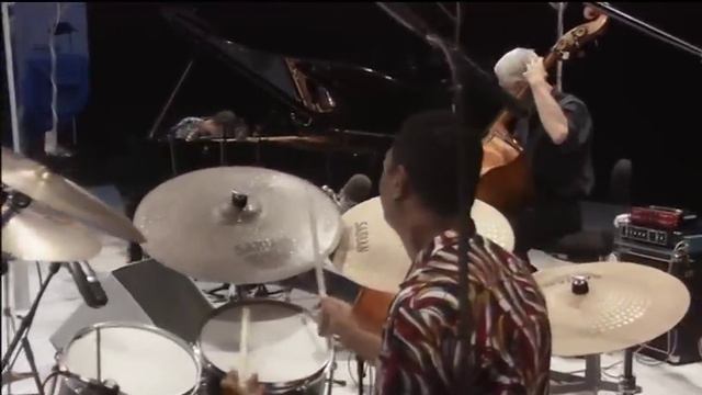 Keith Jarrett Trio Live In Japan 93 смотреть онлайн
