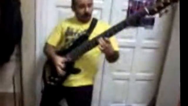 Самый быстрый бас гитарист смотреть онлайн