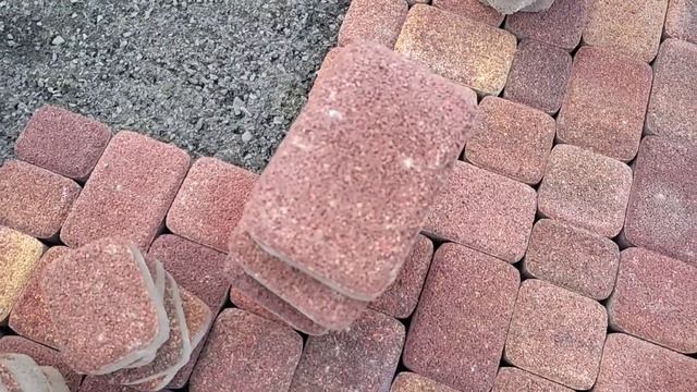 укладка тротуарной плитки, пластиковый забор смотреть онлайн