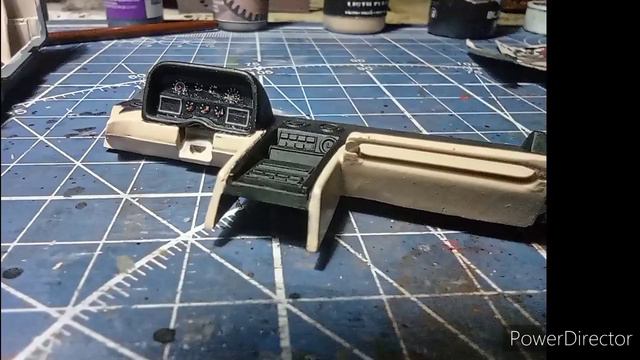 Процесс сборки Lamborghini Diablo Italery 1:24 смотреть онлайн