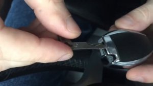 Замена батарейки ключ мерседес / replacing the battery in the Mercedes key