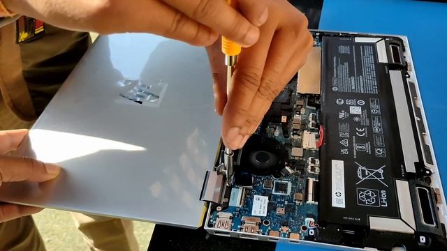 HP EliteBook x360 1030G8 Notebook PC | Replace Display Parts смотреть онлайн